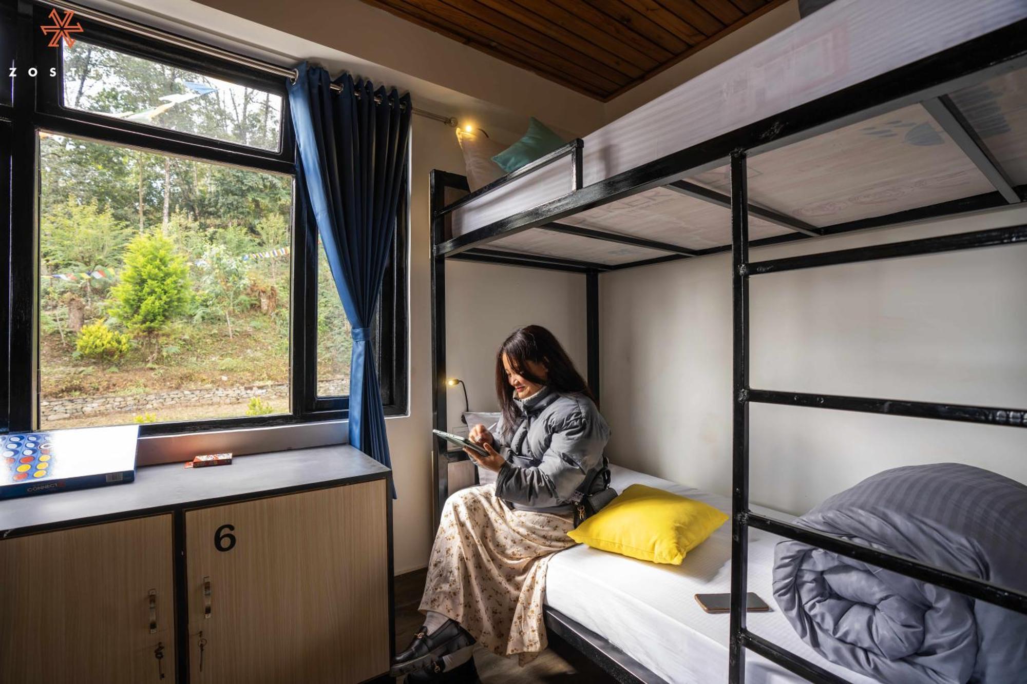 Zostel Rinchenpong Hostel Bagian luar foto