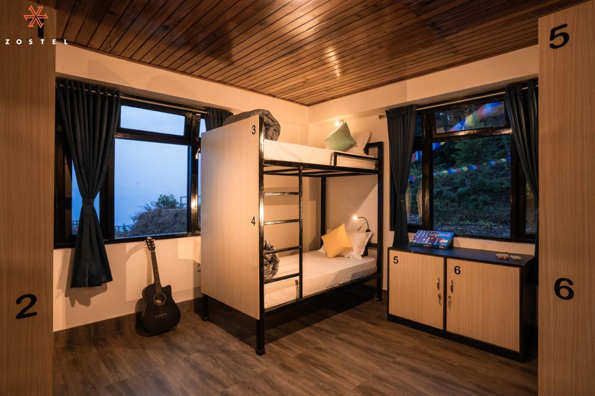 Zostel Rinchenpong Hostel Bagian luar foto