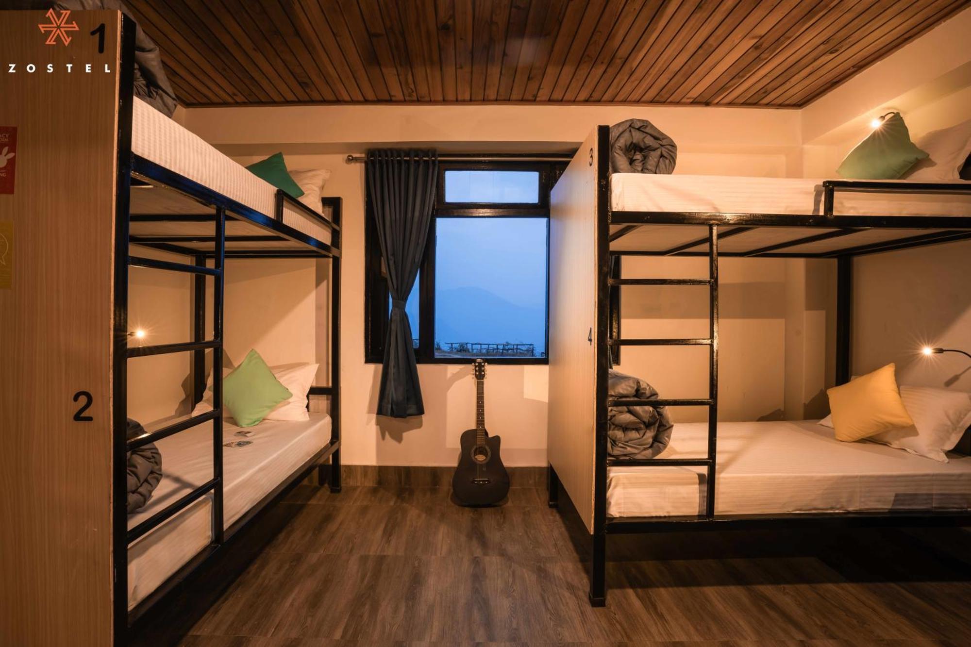 Zostel Rinchenpong Hostel Bagian luar foto