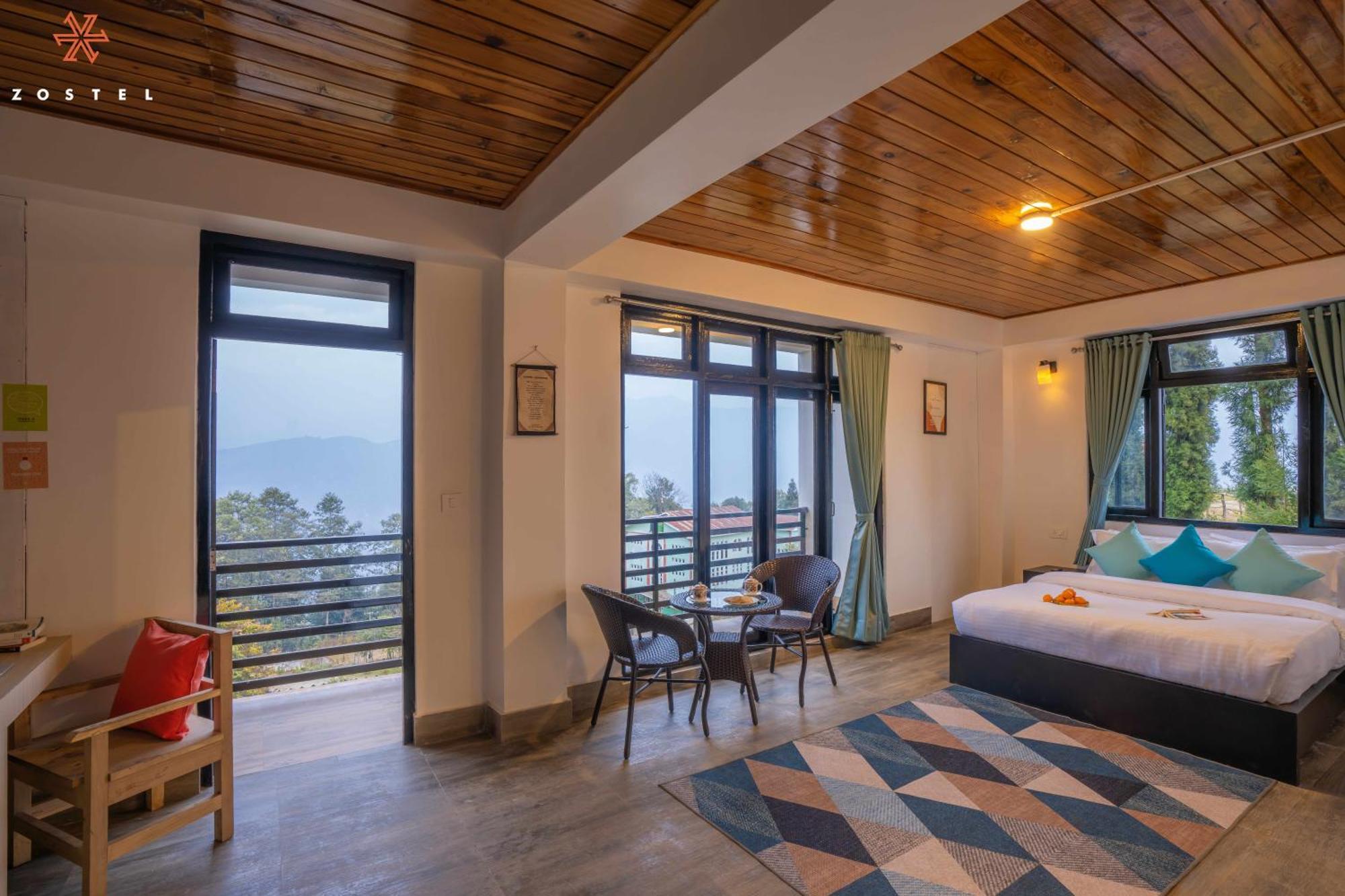 Zostel Rinchenpong Hostel Bagian luar foto